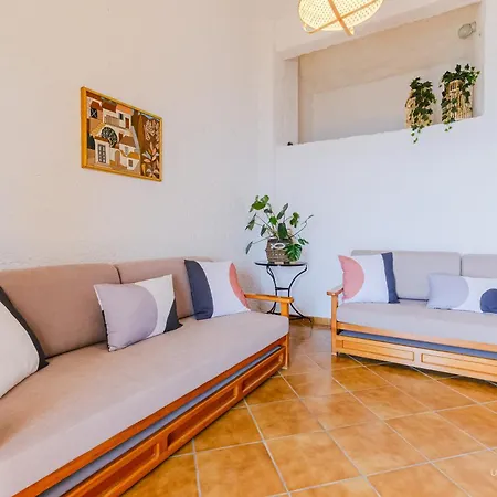 Amphitriti Seafront Apartments, Loutra Agia Paraskevi (Kassandra)