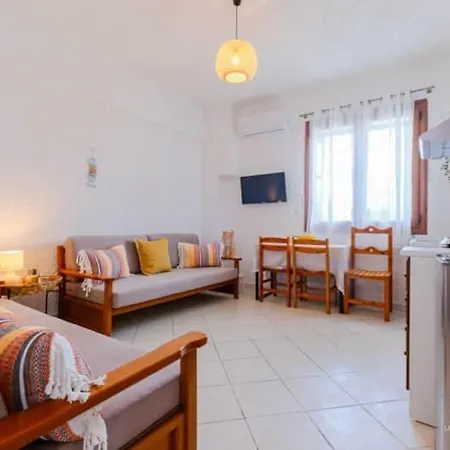 Amphitriti Seafront Apartments, Loutra *