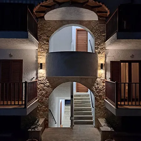 Amphitriti Seafront Apartments, Loutra * Agia Paraskevi (Kassandra)