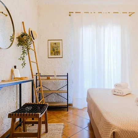 Amphitriti Seafront Apartments, Loutra *