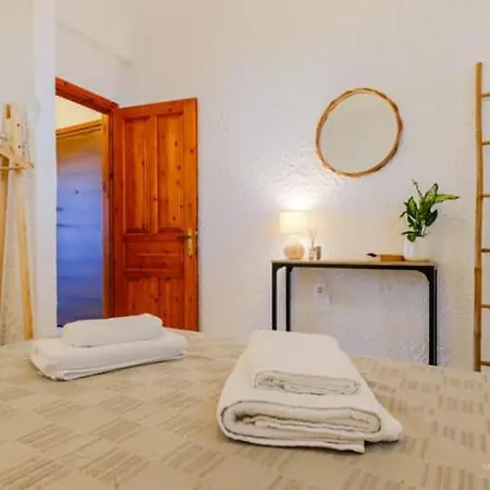 Amphitriti Seafront Apartments, Loutra Agia Paraskevi (Kassandra)